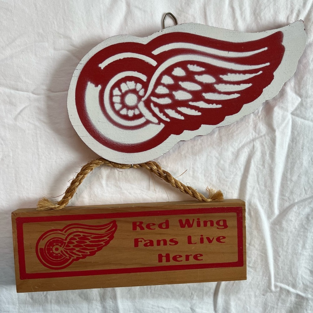 Handmade Detroit Red Wings Sign - Picture 1 of 5